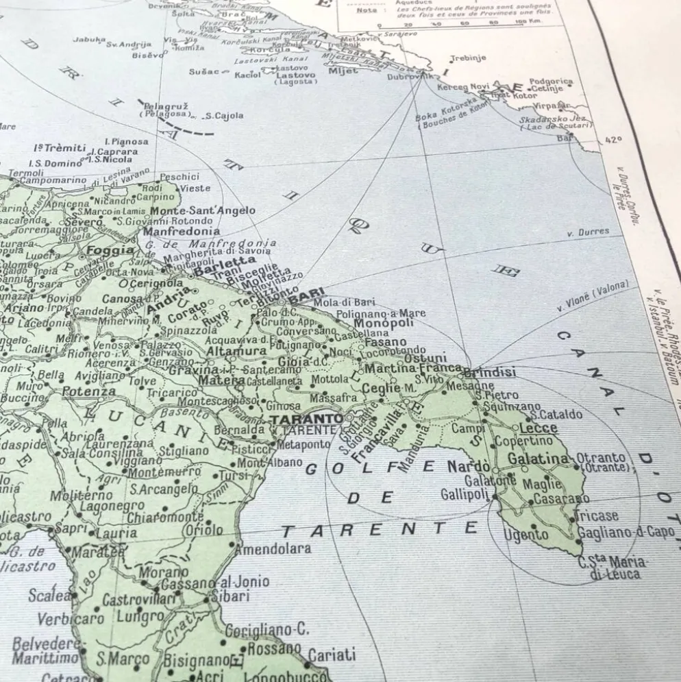 Carte Italie Europe illustrée 43x43cm vintage de 1950