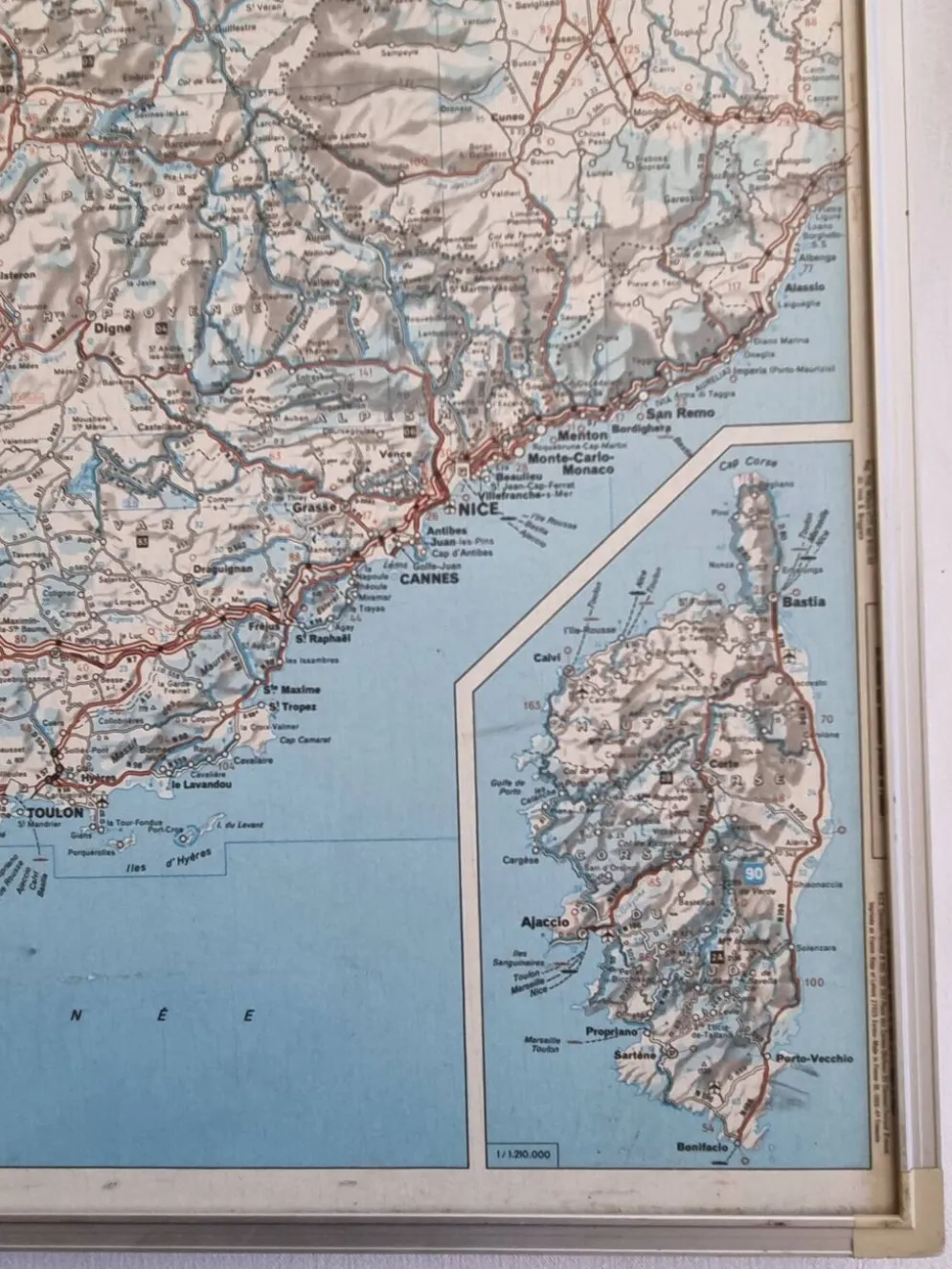 Carte routière "Michelin" vintage années 80 encadrée, 111 cm x 100 cm