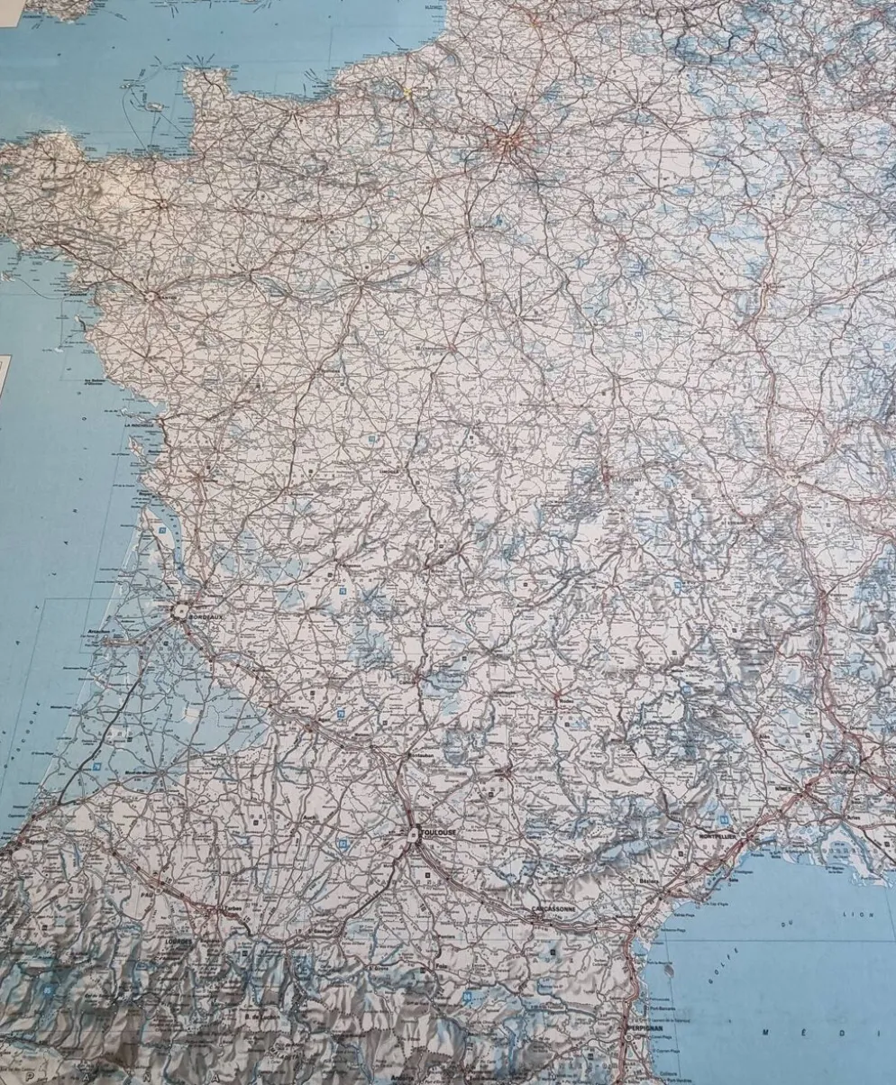 Carte routière "Michelin" vintage années 80 encadrée, 111 cm x 100 cm