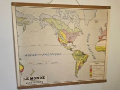 Carte solaire de géographie ancienne 1960