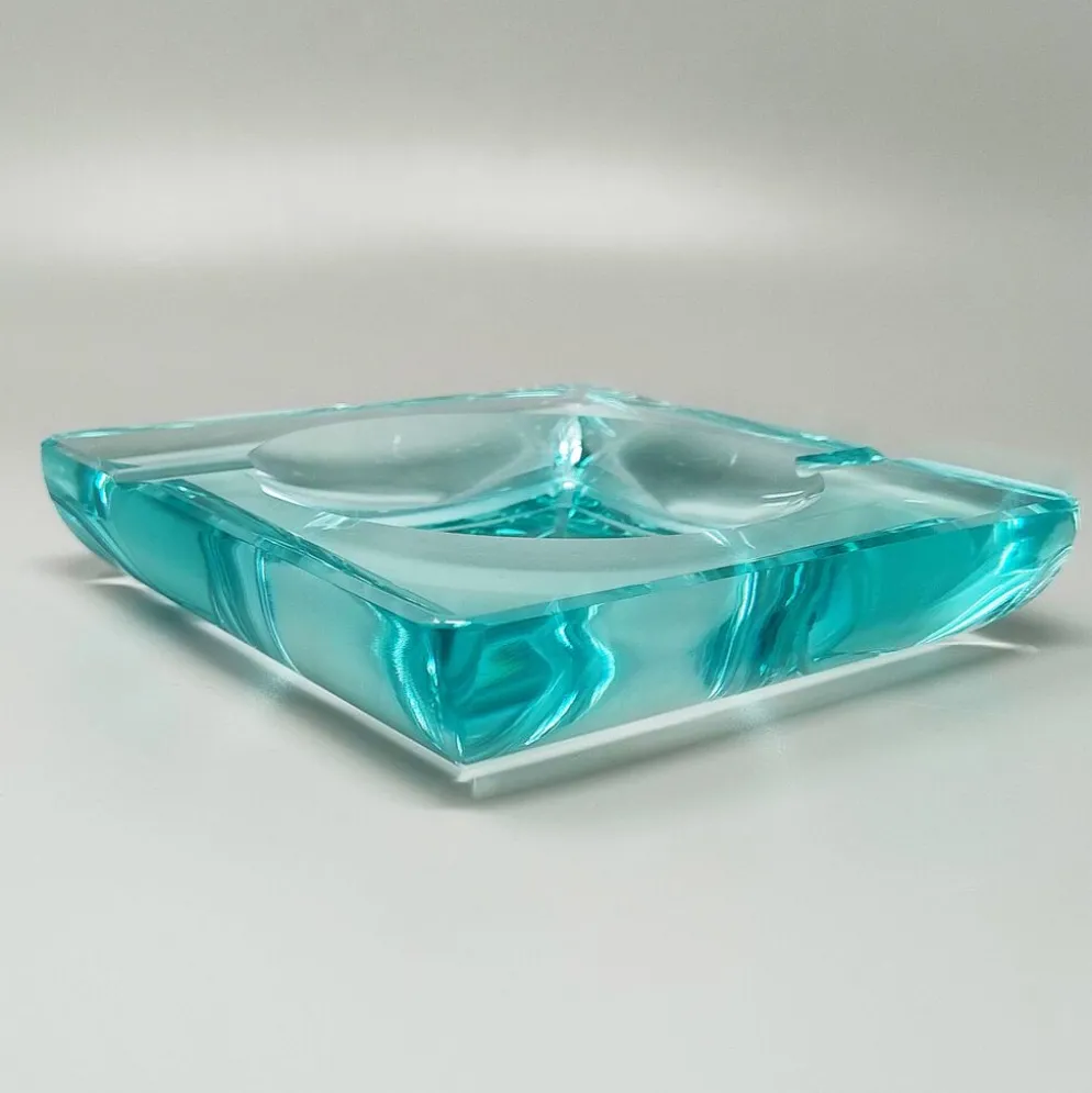 Cendrier aquamarine des années 1970 par Fontana Arte. Fabriqué en Italie.
