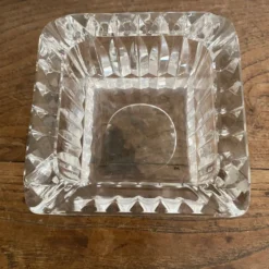 Cendrier carré en cristal épais années 70-80