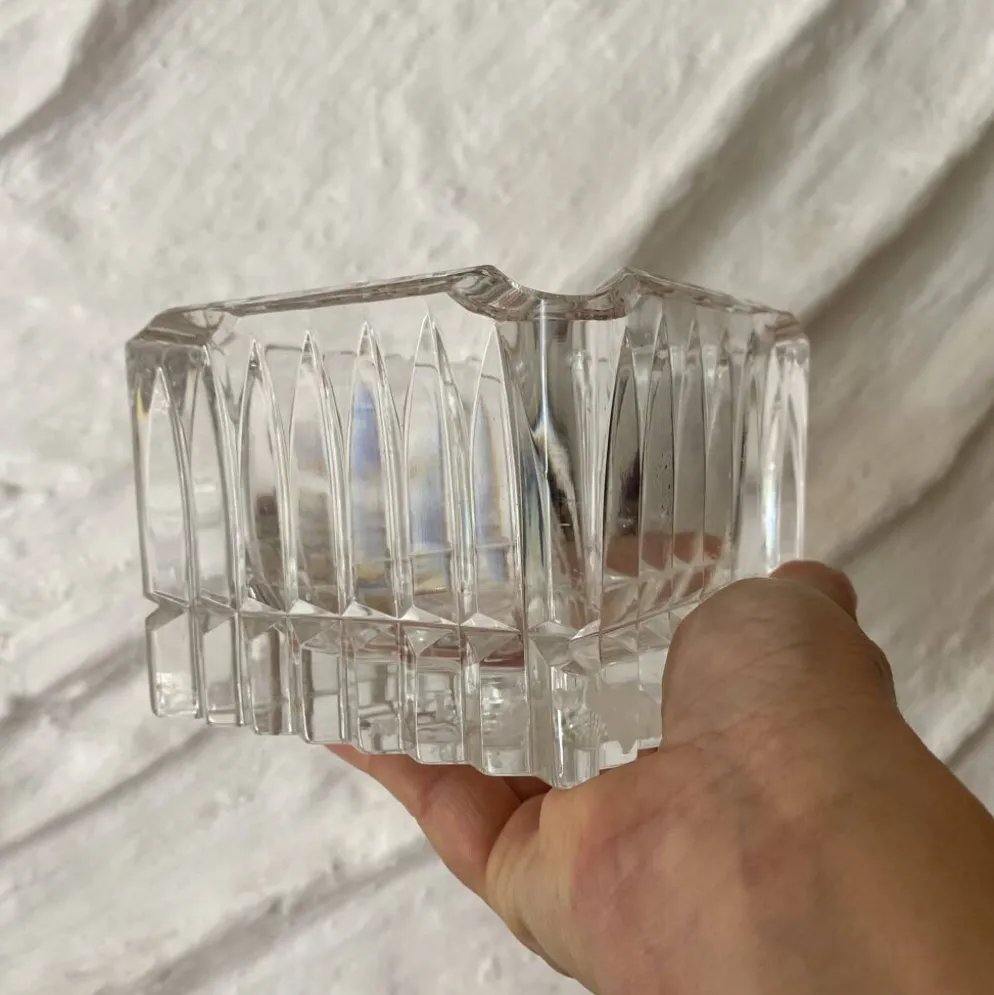 Cendrier carré en cristal épais années 70-80