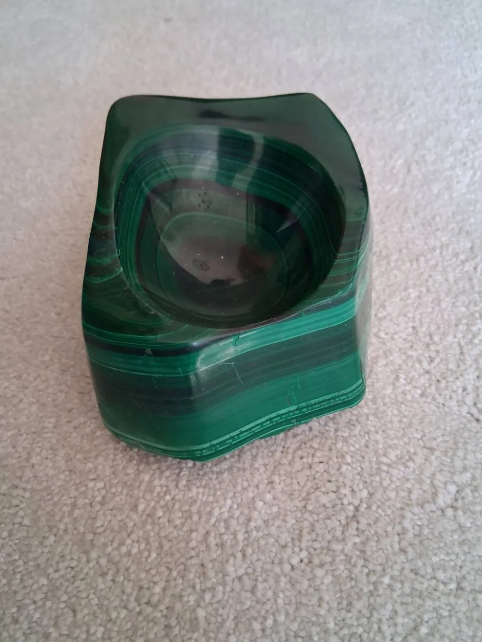 Cendrier en bloc de malachite solide vintage / Vide-Poche — Géométrique lourd de 1,34 kg