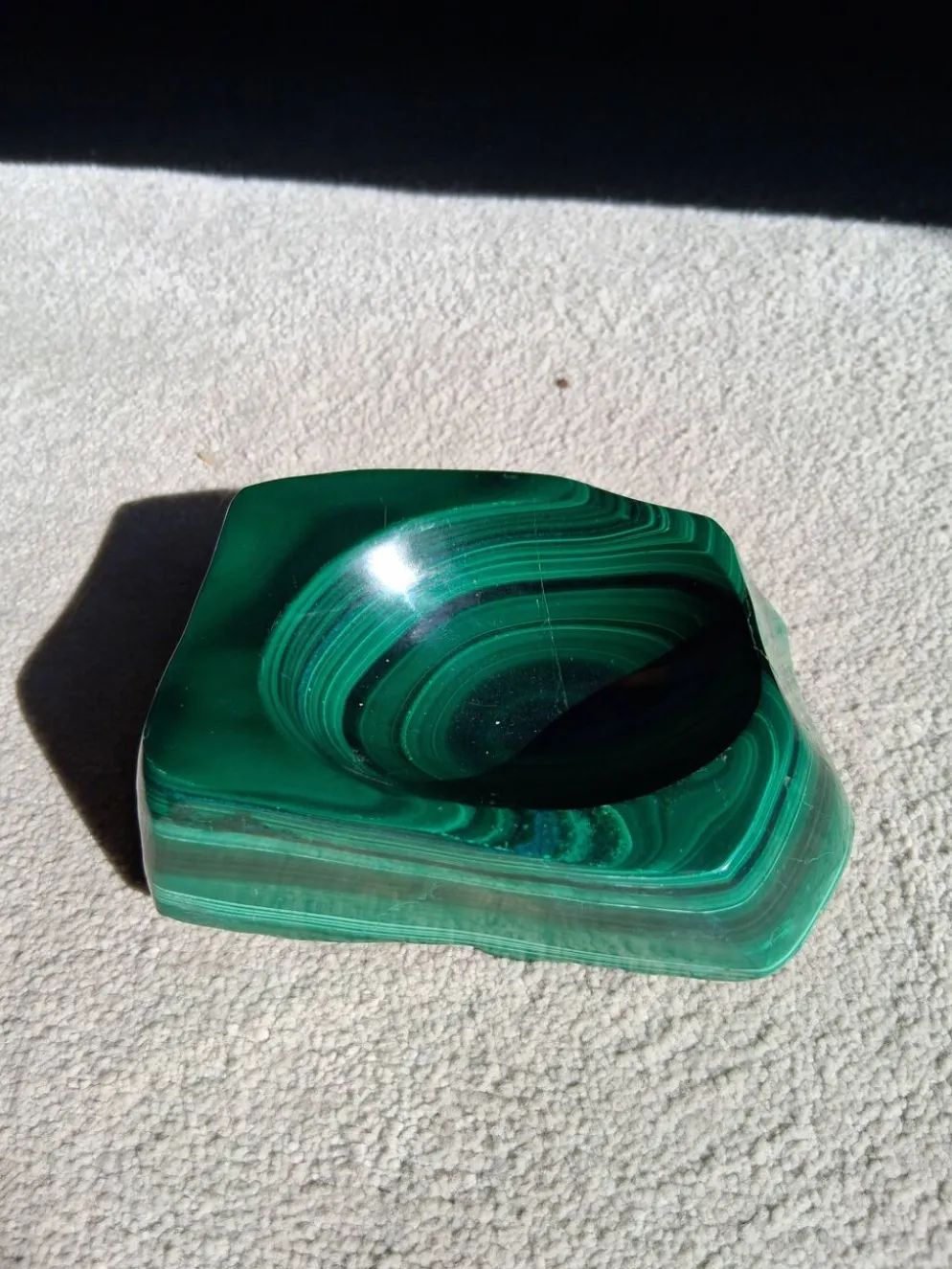 Cendrier en bloc de malachite solide vintage / Vide-Poche — Géométrique lourd de 1,34 kg