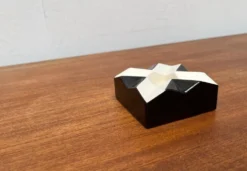 Cendrier en céramique repro Bauhaus moderne par Vlastislav Hofman pour Modernista