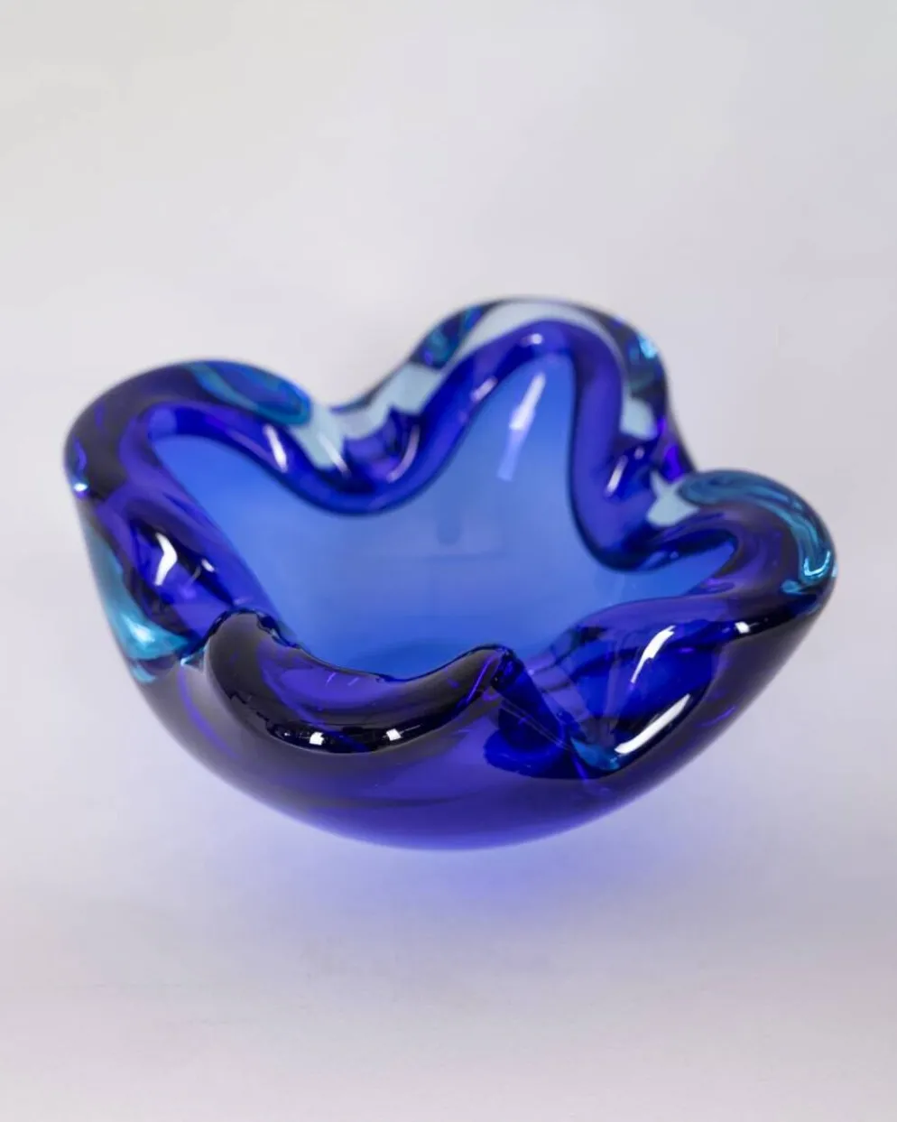 Cendrier en verre de Murano bleu vintage des années 1970, design italien