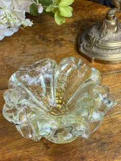 Cendrier en verre de Murano et feuille d’or par Barovier et Toso