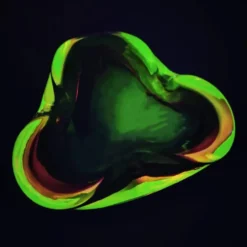 Cendrier en verre de Murano à uranium, créé par Flavio Poli pour Seguso, années 1960