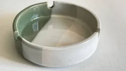 Cendrier grés rayé années 80