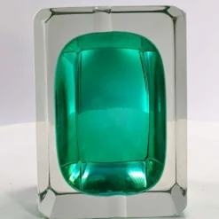 Cendrier multifacette rectangulaire en uranium des années 1960 en verre de Murano.