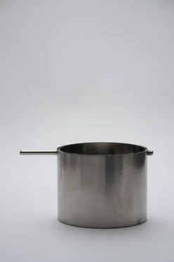 Cendrier Revolving par Arne Jacobsen – Cylinda Line, 1967