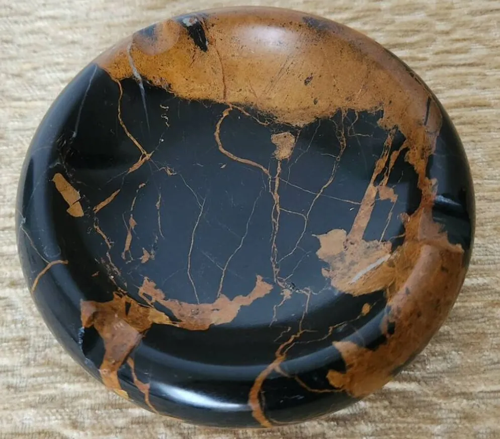 Cendrier rond vintage en marbre italien Portor noir et doré