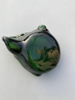 Cendrier sculptural en verre vert émeraude