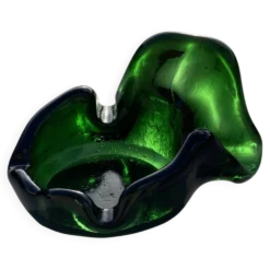 Cendrier sculptural en verre vert émeraude