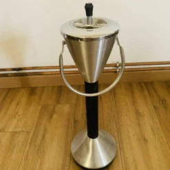 Cendrier Space age
