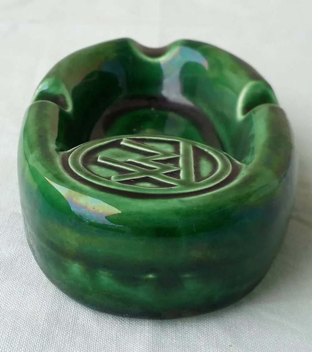 Cendrier vert en céramique