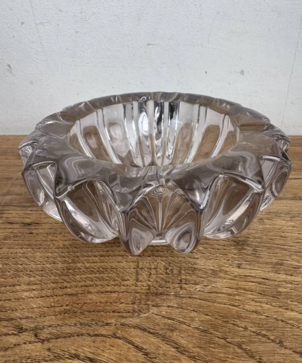 Cendrier / Vide-poche Art Déco violet verre moulé Modèle étoile Pierr