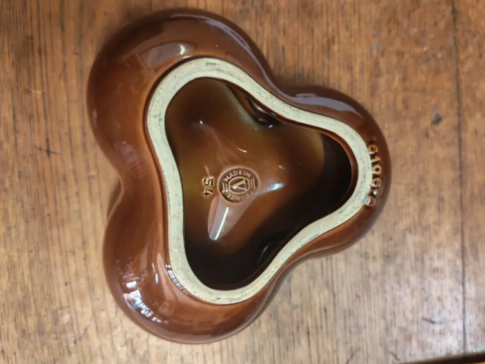 Cendrier vide poche en céramique midcentury