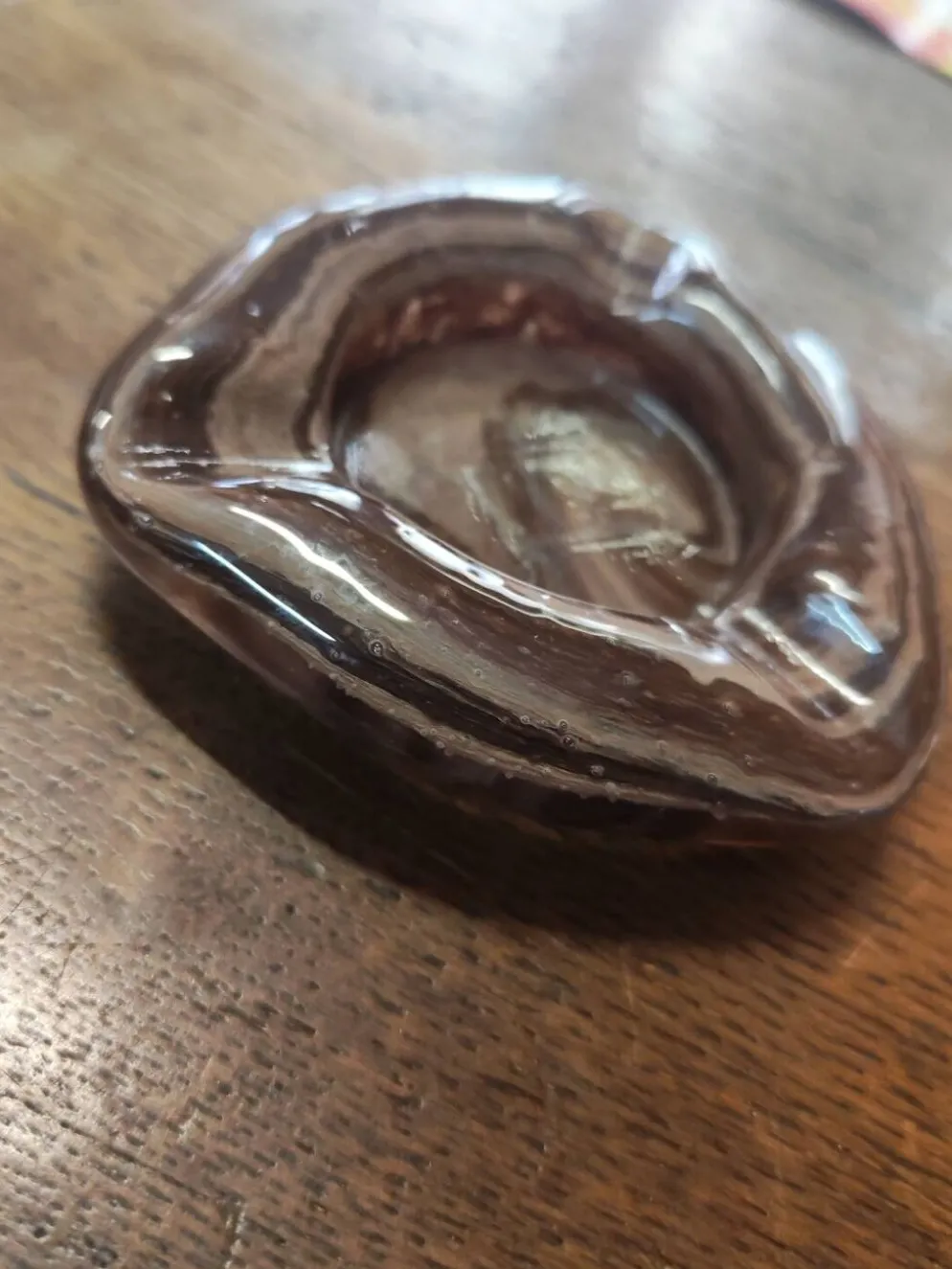 Cendrier vide poche en pâte de verre style Op -Art