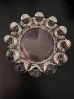 Cendrier vide poche en verre moulé 