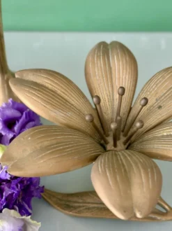 Cendrier vintage en laiton en forme de fleur