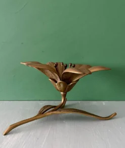 Cendrier vintage en laiton en forme de fleur