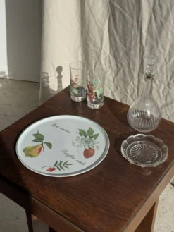 Cendrier vintage en verre moulé en forme de fleur D14 H2,5