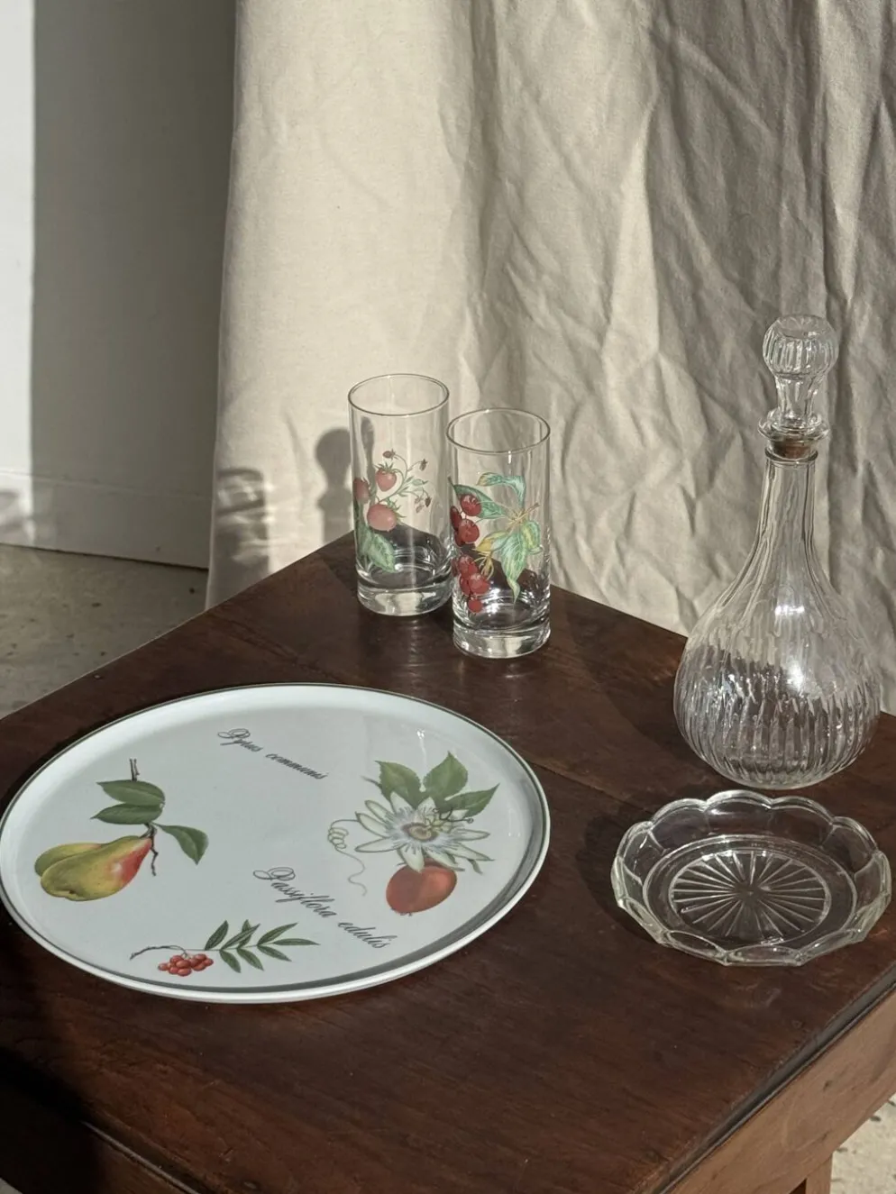 Cendrier vintage en verre moulé en forme de fleur D14 H2,5