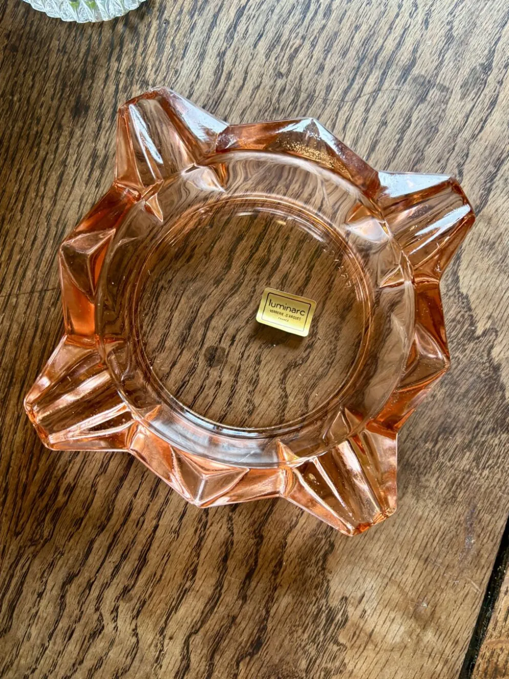 Cendrier vintage Luminarc en verre rose