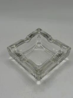 Cendrier vintage rectangulaire en verre, design à deux repose-cigarettes