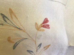Centre de table en lin marqué « RG » 70cmx84cm
