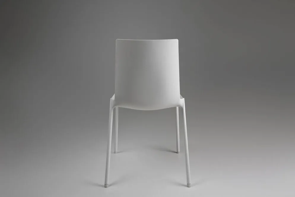Chaise blanche design du 21e siècle, Belgique