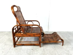 Chaise de jardin, chaise longue en rotin et bambou, années 1950