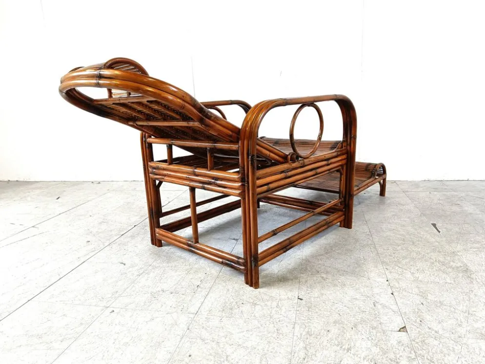 Chaise de jardin, chaise longue en rotin et bambou, années 1950