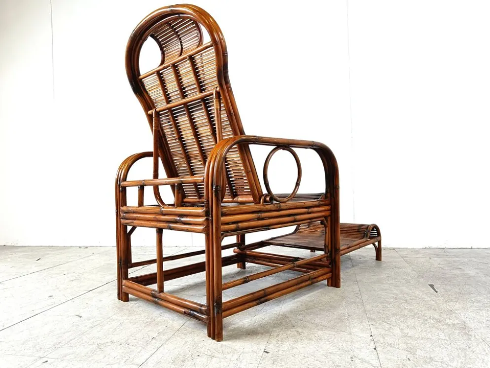 Chaise de jardin, chaise longue en rotin et bambou, années 1950