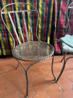 Chaise de jardin en fer peint XIXe