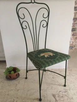 Chaise de jardin vintage en fer forgé