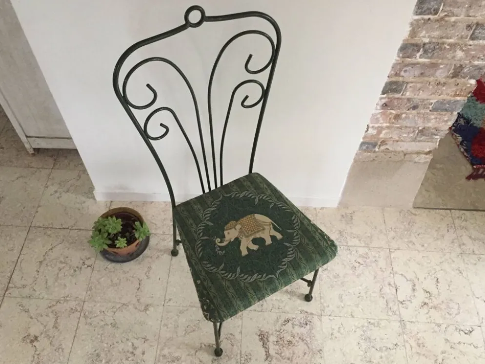 Chaise de jardin vintage en fer forgé