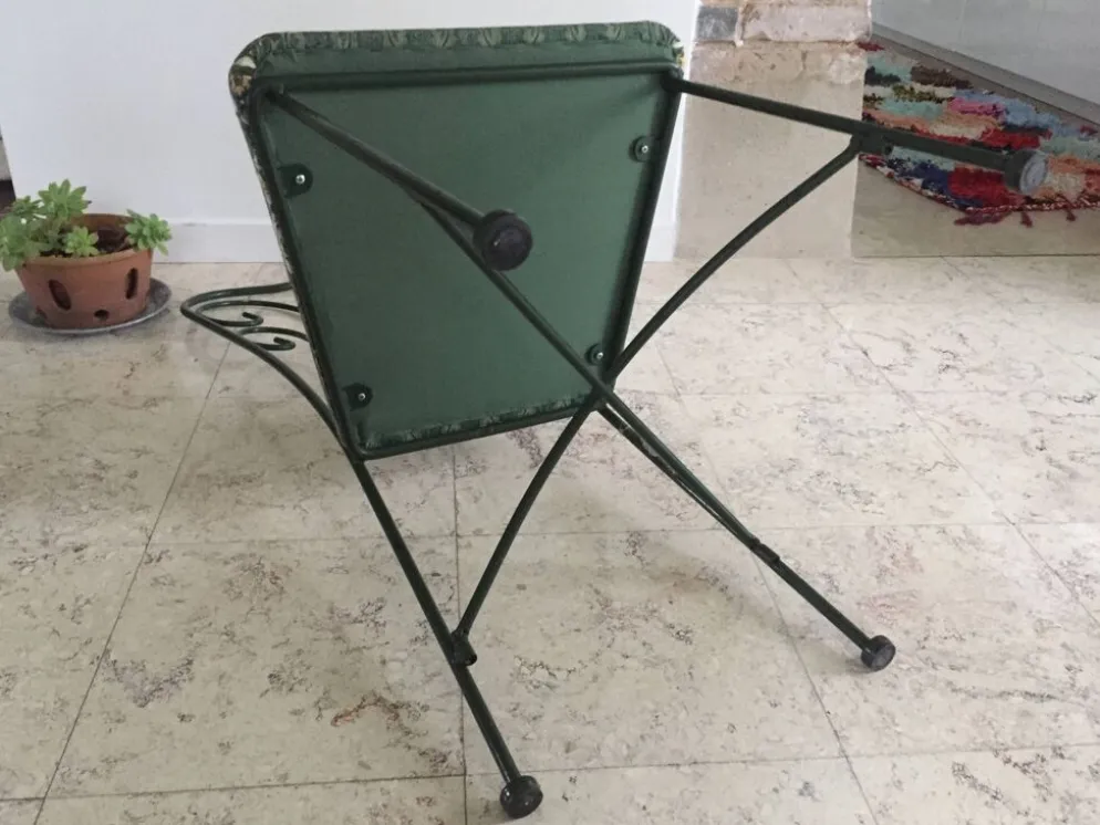 Chaise de jardin vintage en fer forgé