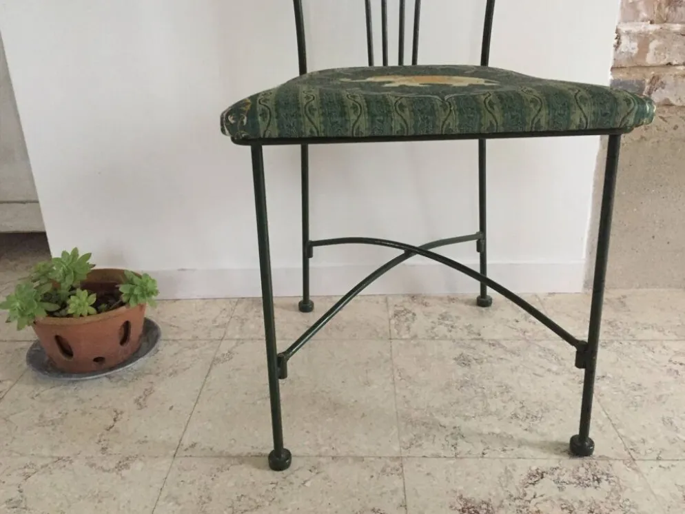 Chaise de jardin vintage en fer forgé