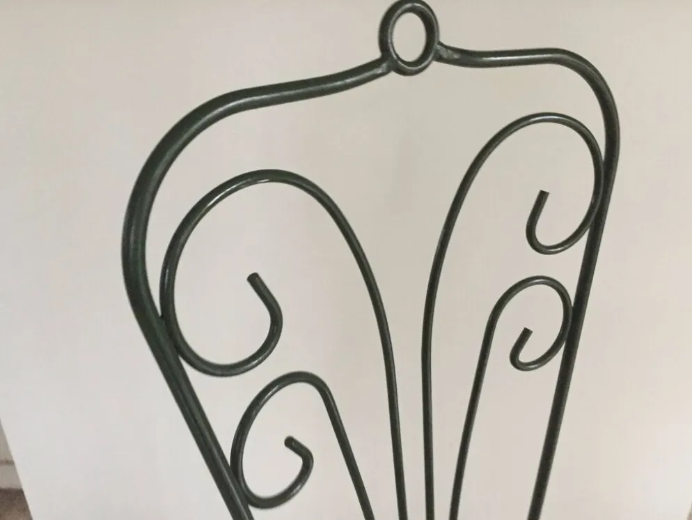 Chaise de jardin vintage en fer forgé
