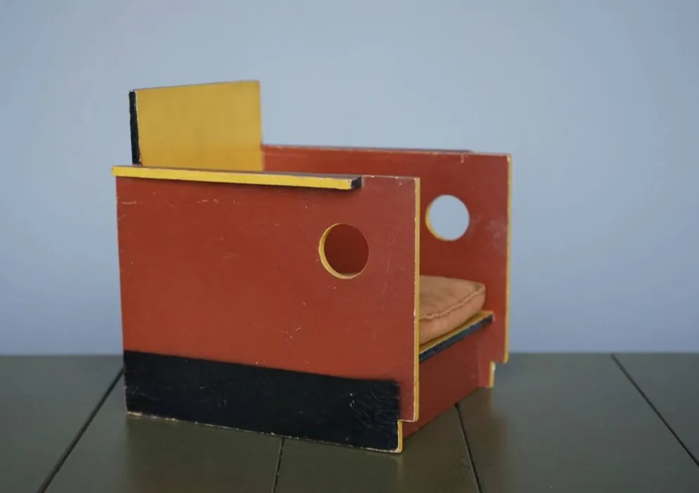 Chaise en jouet moderniste rare par Ko Verzuu pour Ado, années 1930