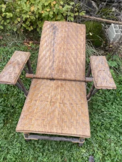 chaise longue