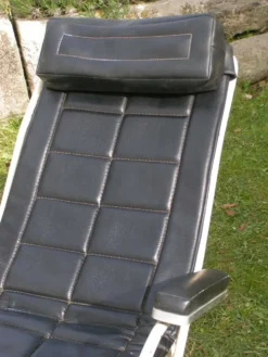 Chaise longue