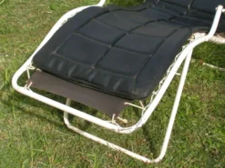 Chaise longue