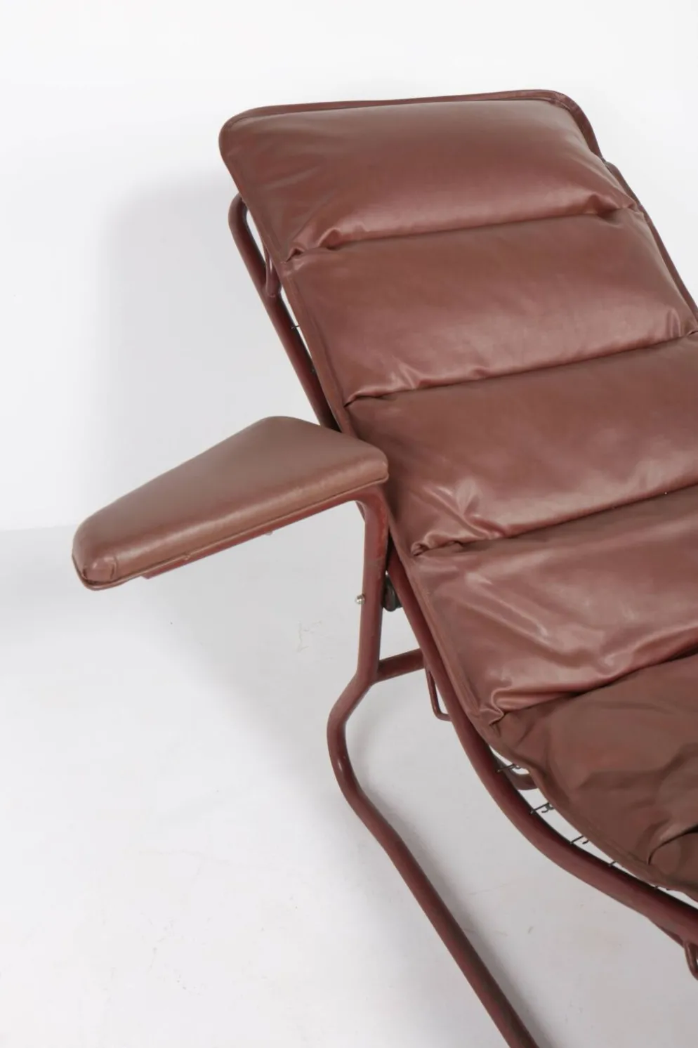 Chaise longue de Jean Lesage, édition Airborne, années 50