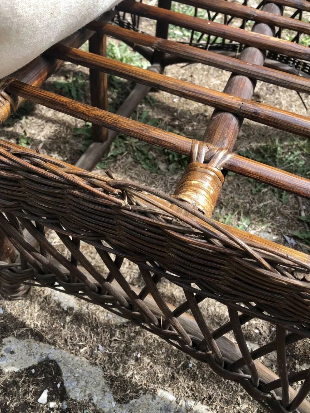 Chaise longue en bambou et rotin avec son matelas