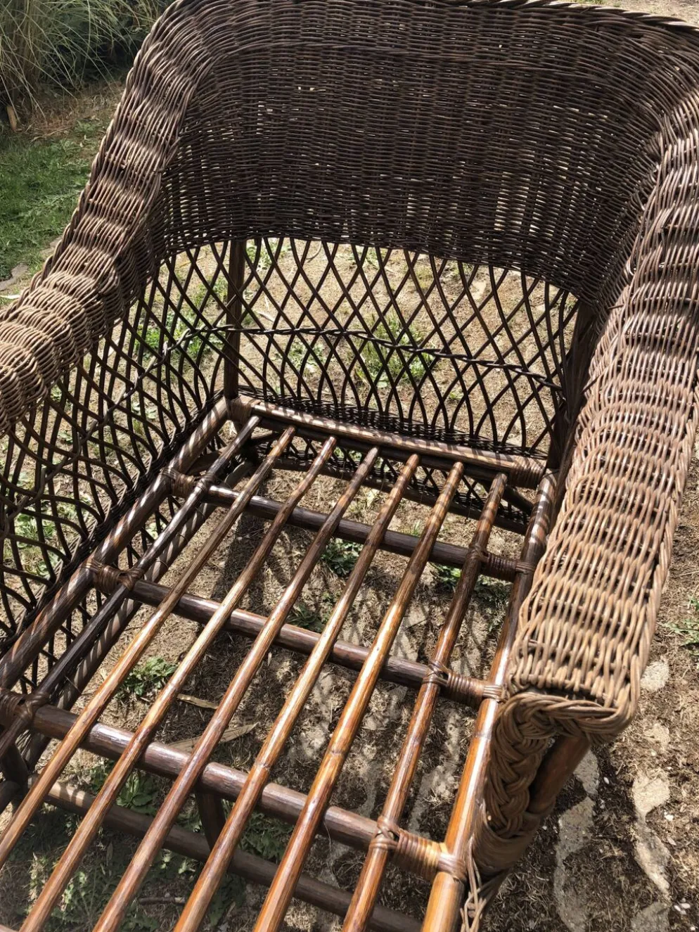 Chaise longue en bambou et rotin avec son matelas