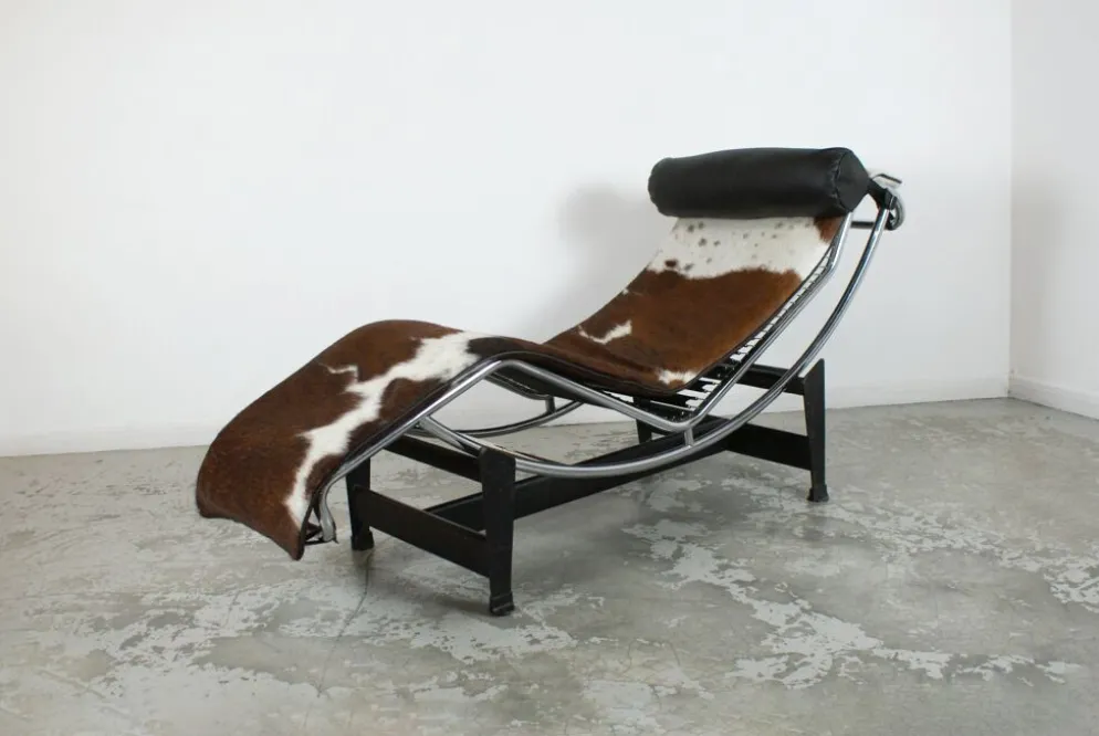 Chaise Longue LC4 par Le Corbusier, Pierre Jeanneret et Charlotte Perriand